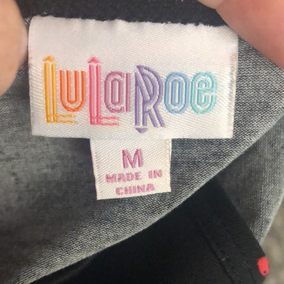 🎉4 for $20 Medium Lularoe Irma - Picture 4 of 5